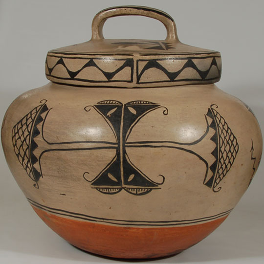 Historic Cochiti Pueblo Pottery - C3668B